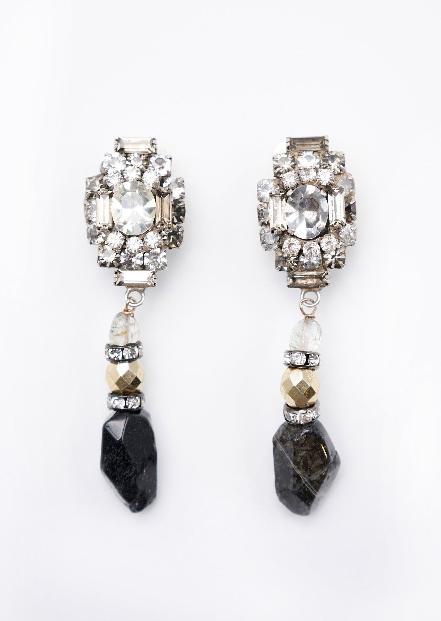 Agathe clip earrings